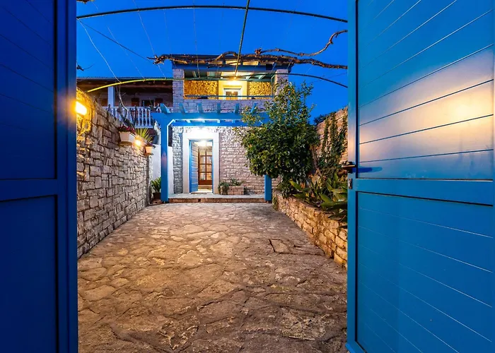 Stone House Zara With Jacuzzi * Sukošan