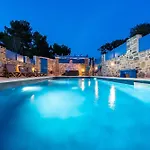 Stone House Zara With Jacuzzi Tatil Evi