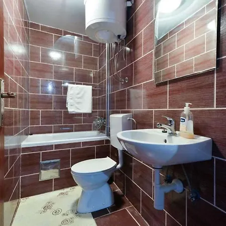Stone House Zara With Jacuzzi *