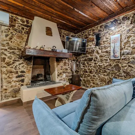 Holiday home Stone House Zara With Jacuzzi