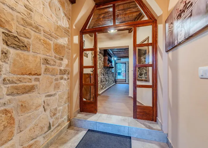 Tatil Evi Stone House Zara With Jacuzzi